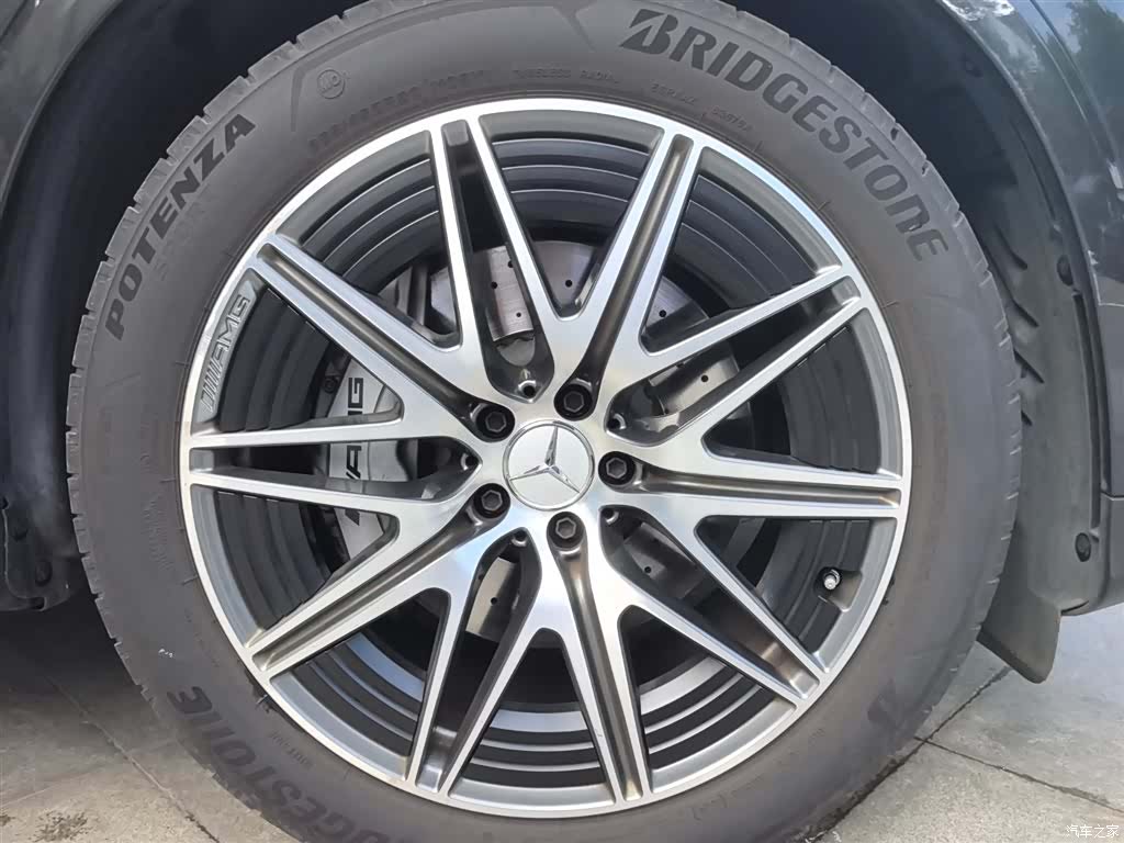 Mercedes-Benz GLC, 2025 10