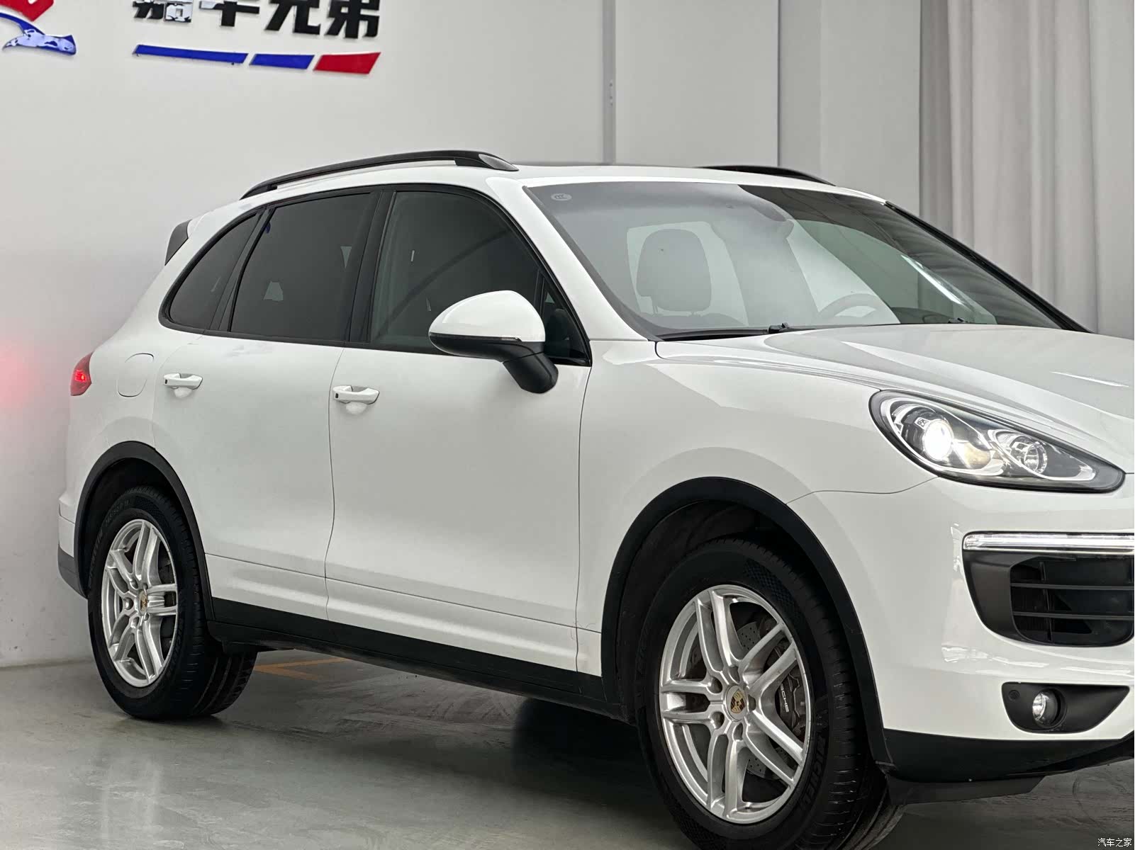 Porsche Cayenne, 2015 7