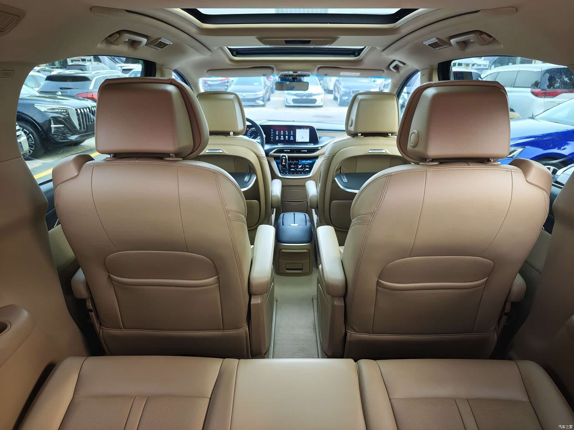 Buick GL8, 2020 13