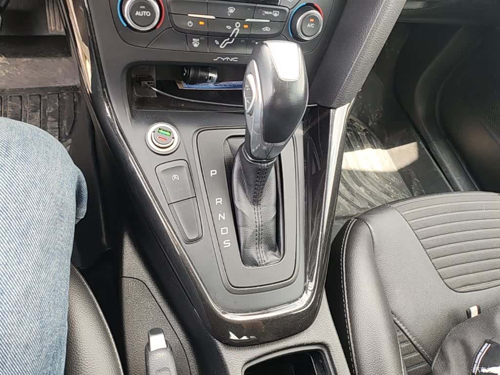 Ford Focus, 2016 13
