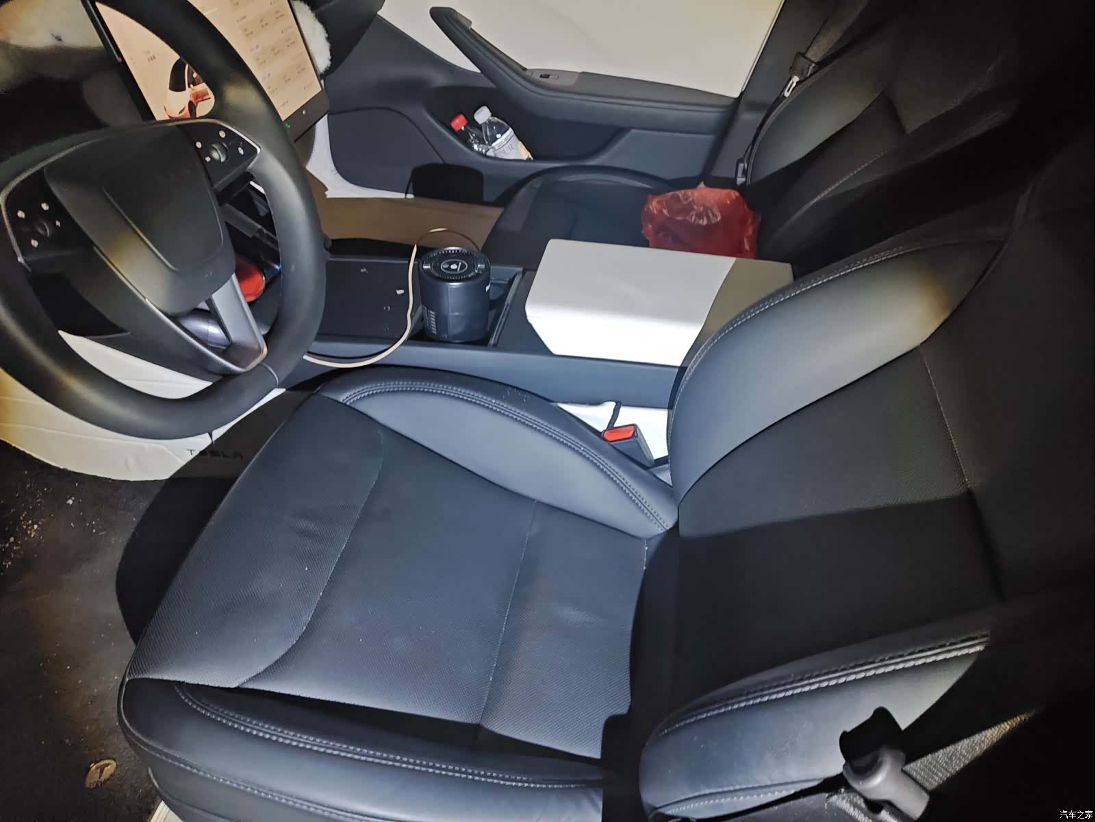 Tesla Model 3, 2024 4