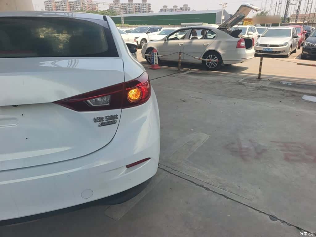 Mazda Mazda3, 2016 24