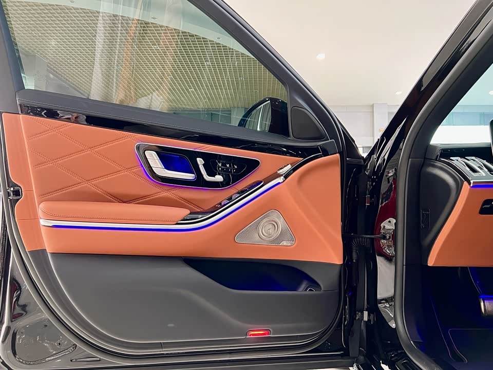 Mercedes-Benz Maybach S-class