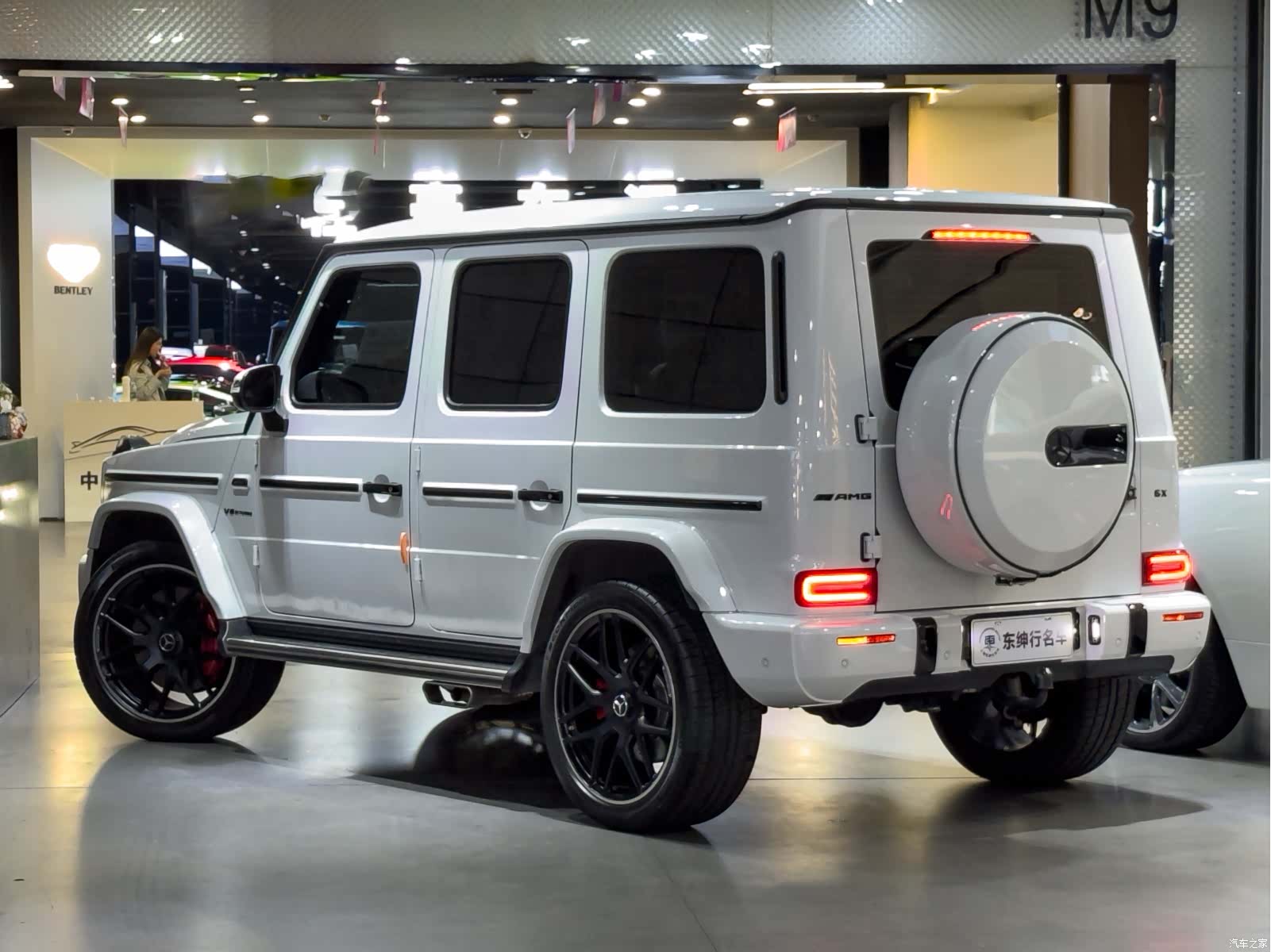 Mercedes-Benz G-Class, 2023 4