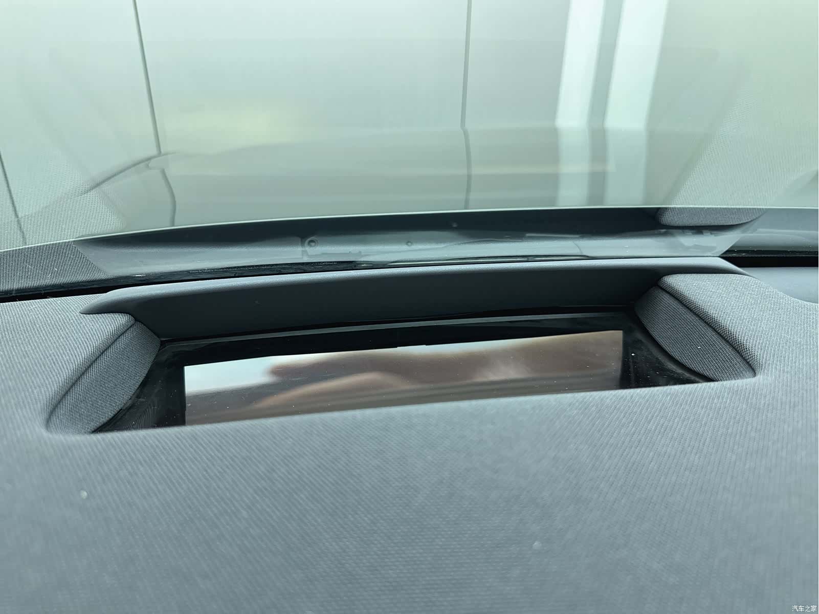 Lexus LS, 2019 3
