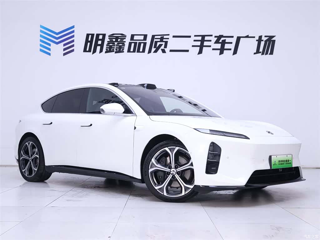 NIO ET5, 2025 все фото