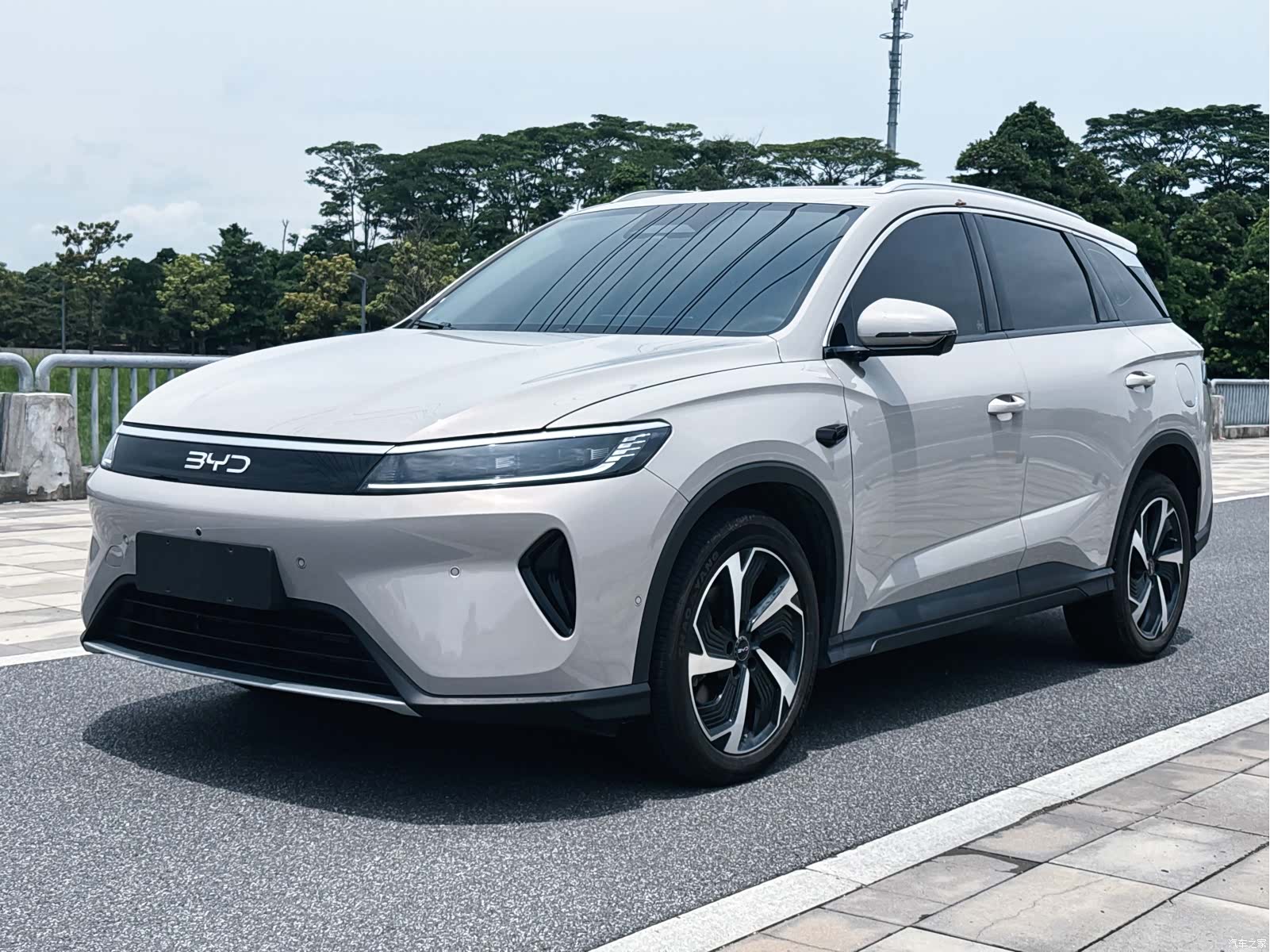 BYD HiAce, 2025 1
