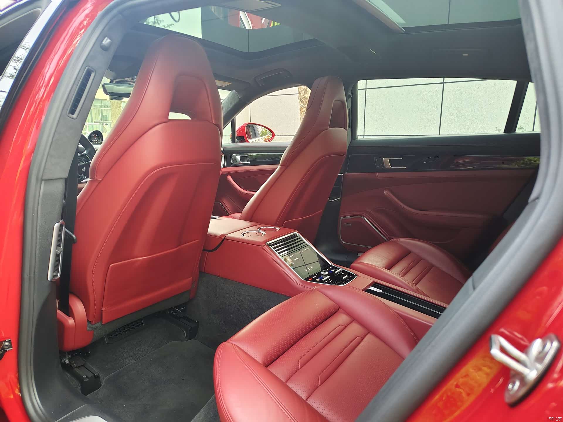 Porsche Panamera, 2022 7
