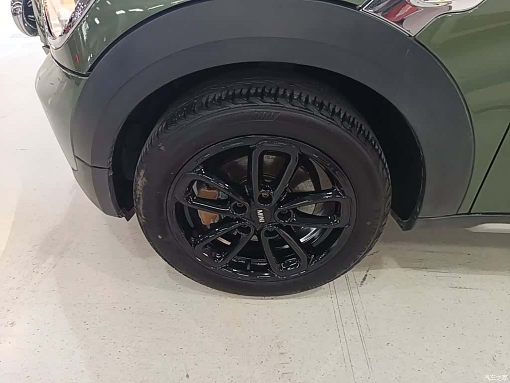 Mini Countryman, 2016 23