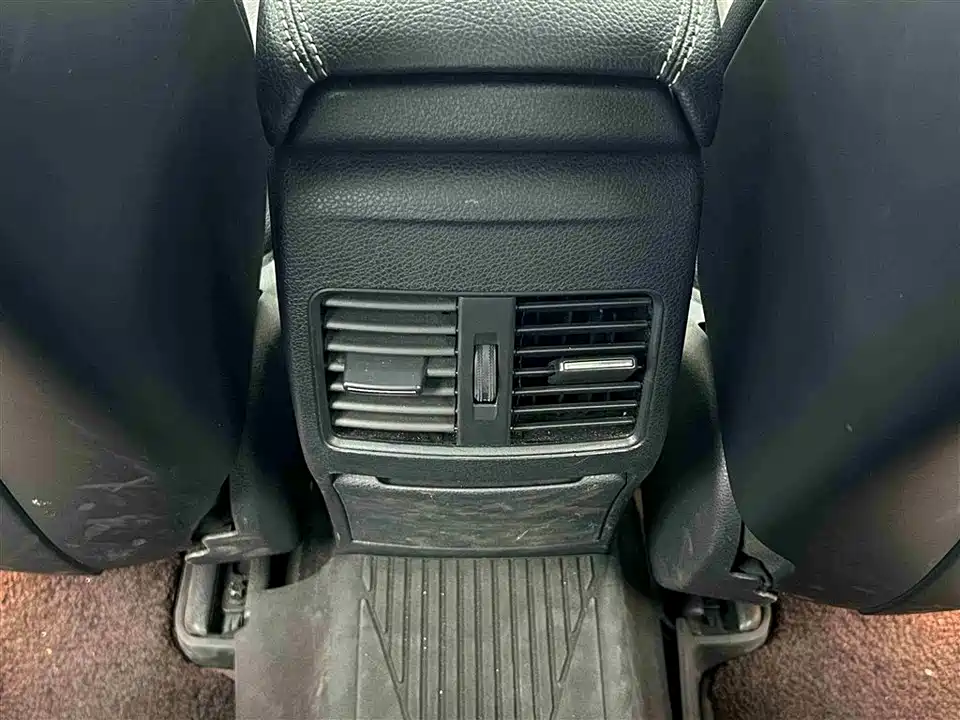 Mercedes-Benz GLA AMG