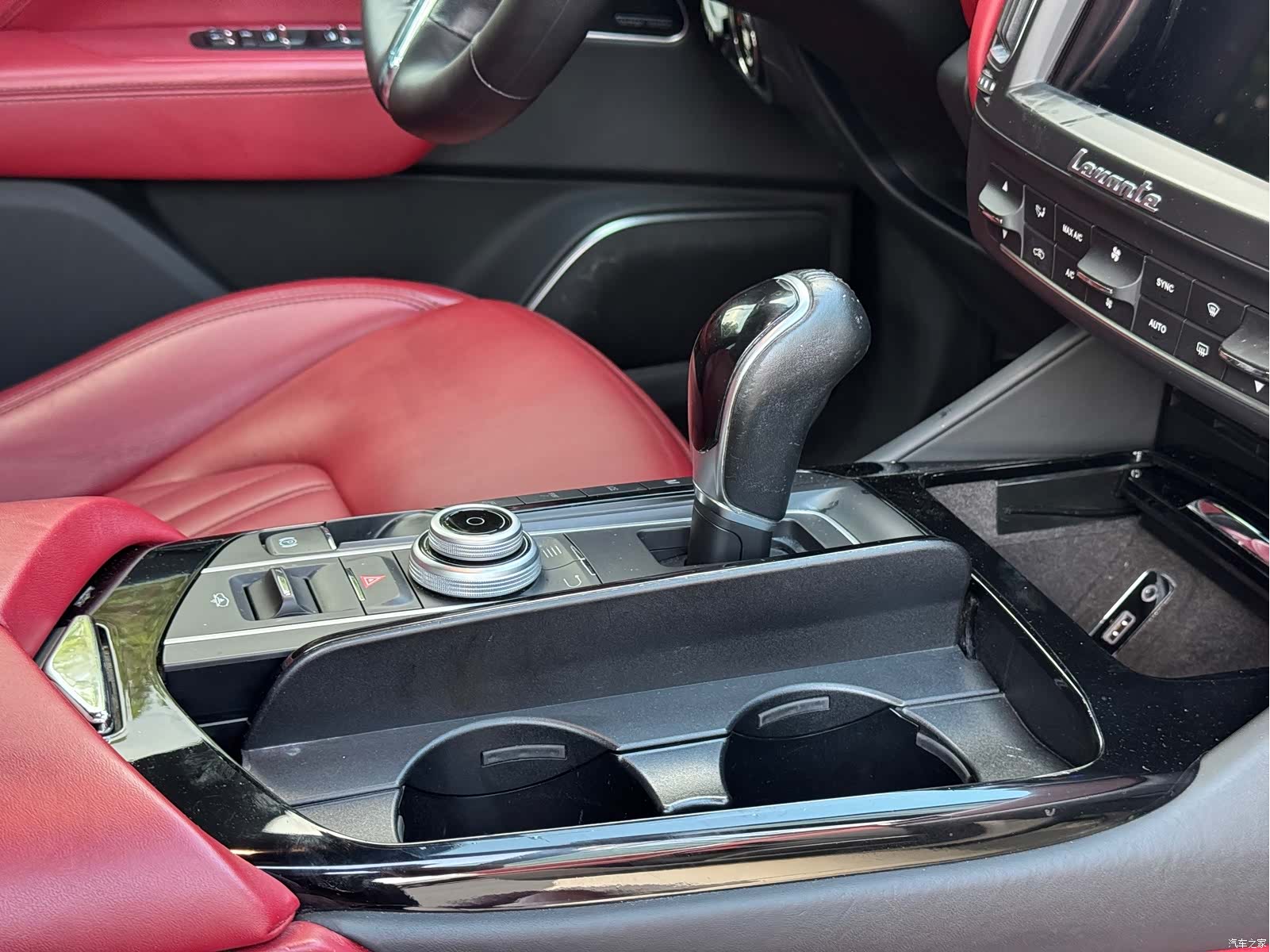 Maserati Levante, 2018 22