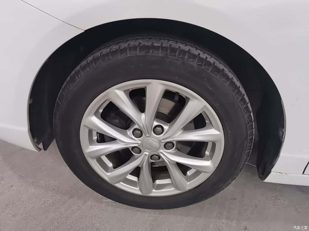 Roewe i5, 2021 23