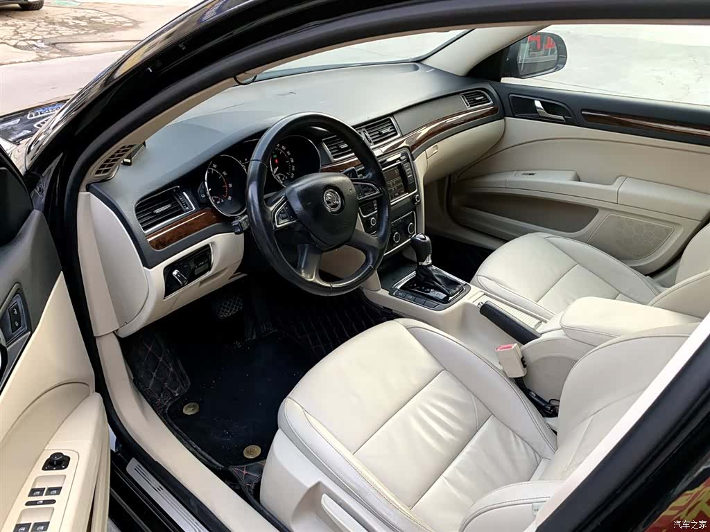 Skoda Superb, 2015 все фото