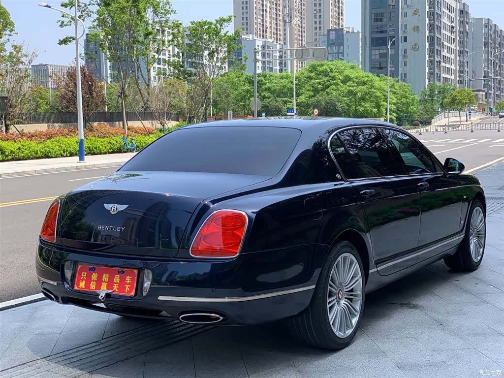 Bentley Flying Spur, 2013 4