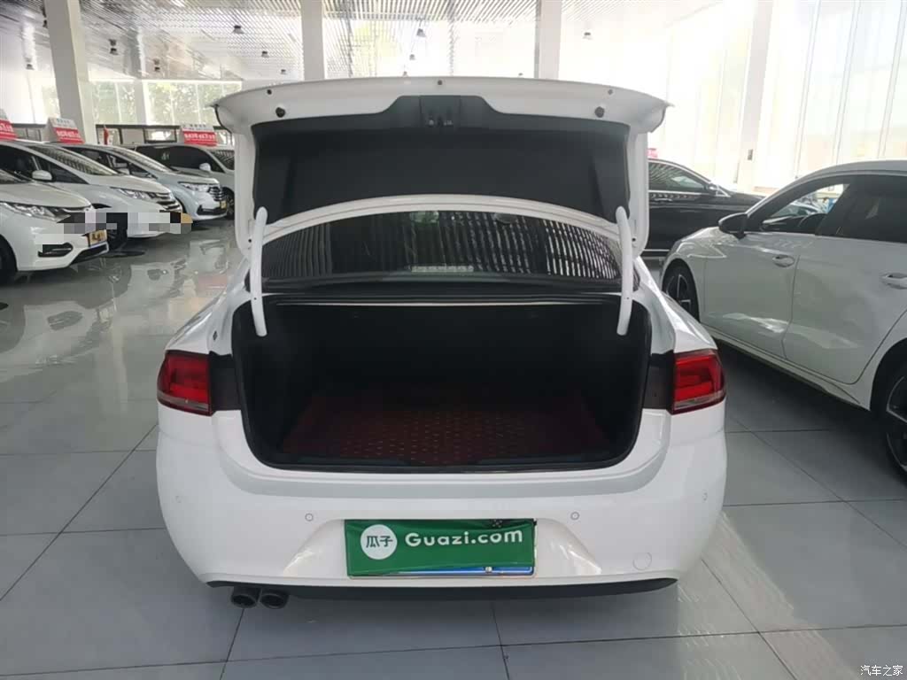 Volkswagen Lamando, 2016 19