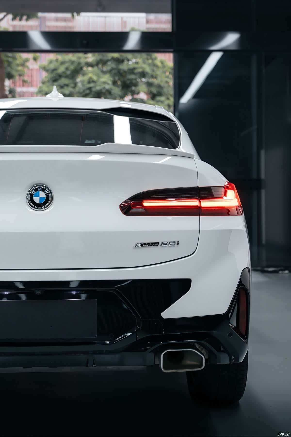BMW X4, 2023 6