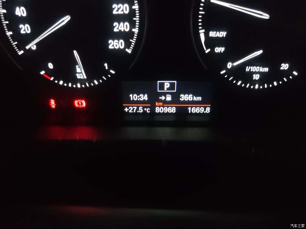 BMW 1 Series, 2018 все фото