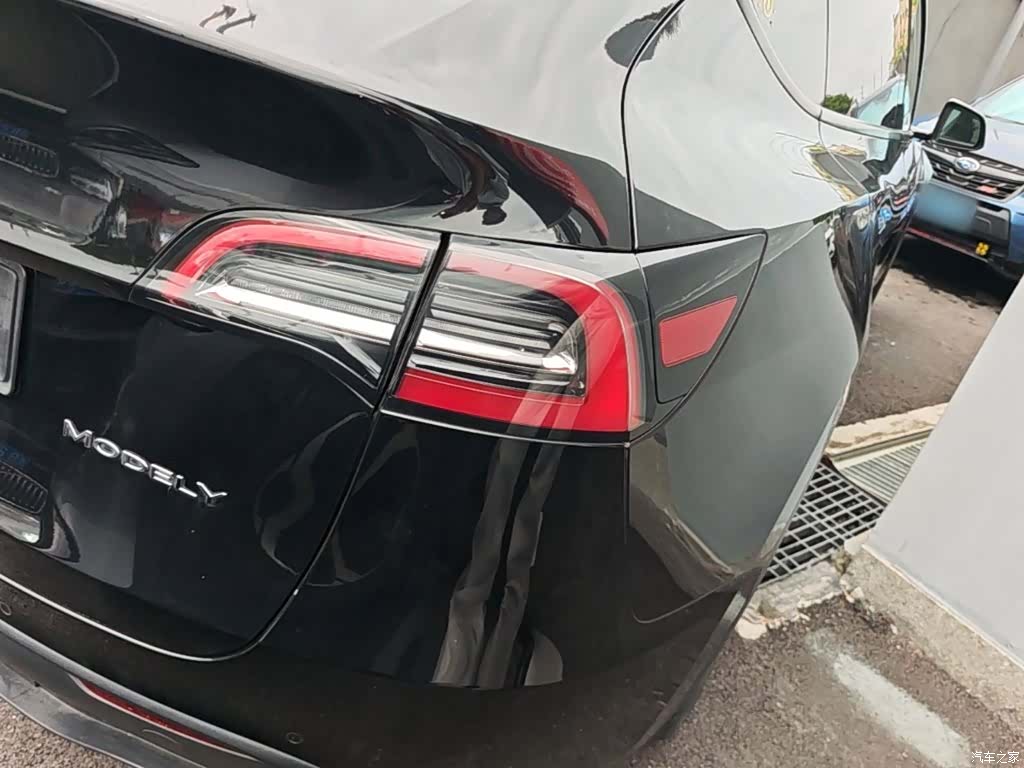Tesla Model Y, 2022 8