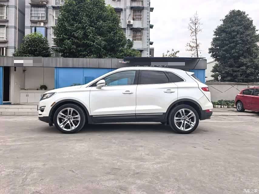 Lincoln MKC, 2015 4