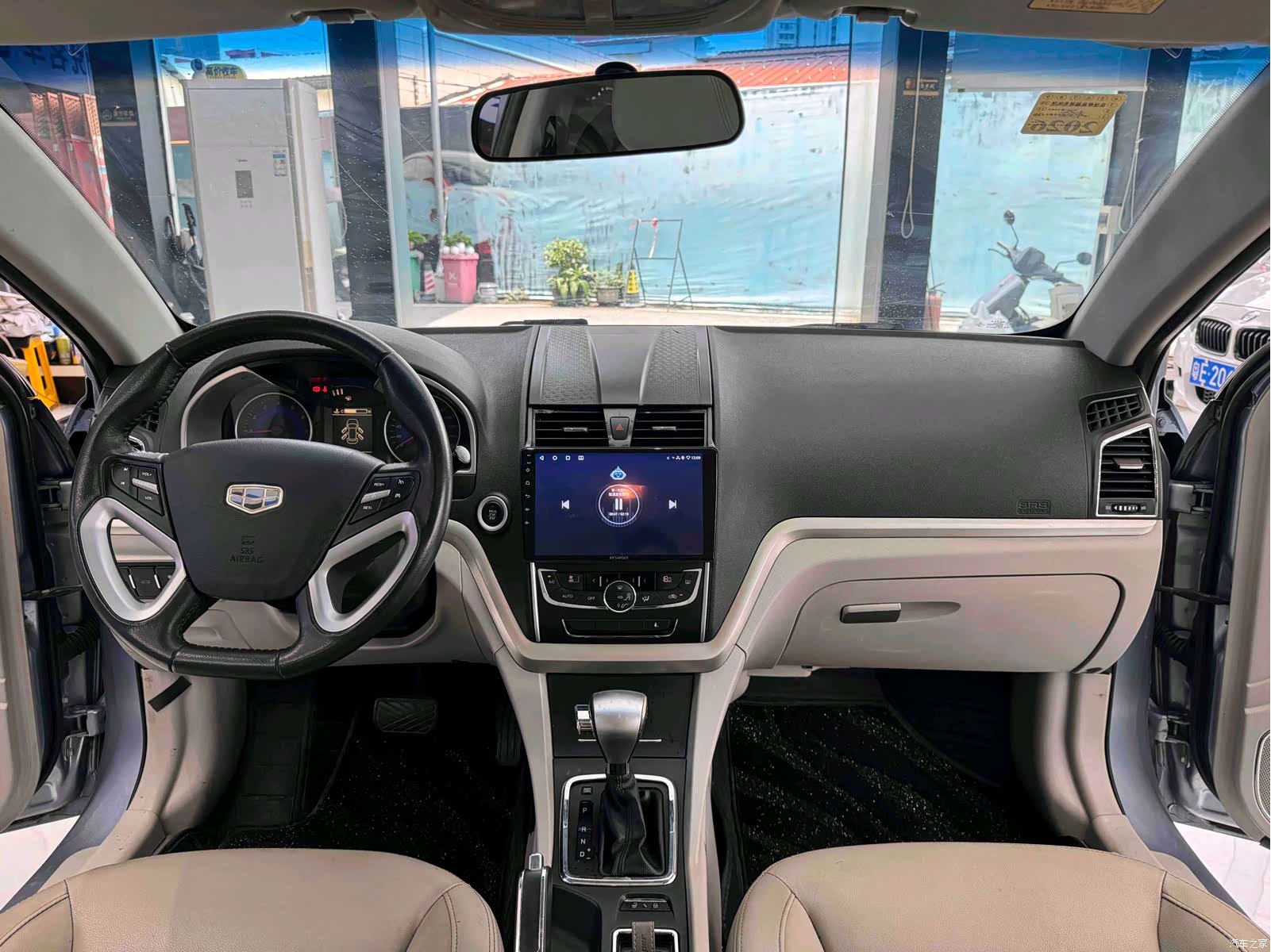 Geely Emgrand, 2014 16