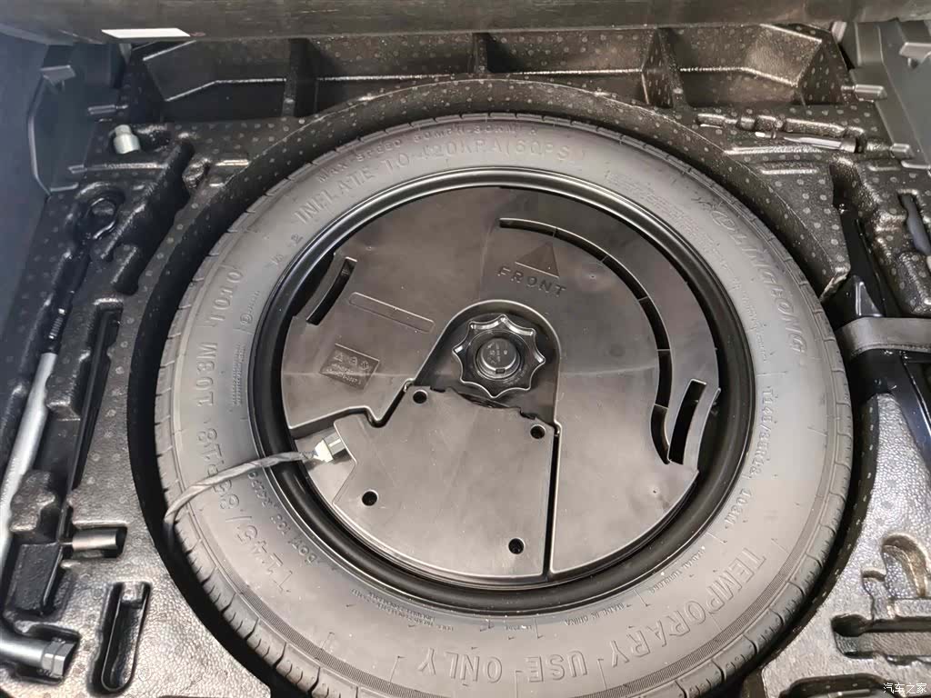 Audi Q3, 2021 8