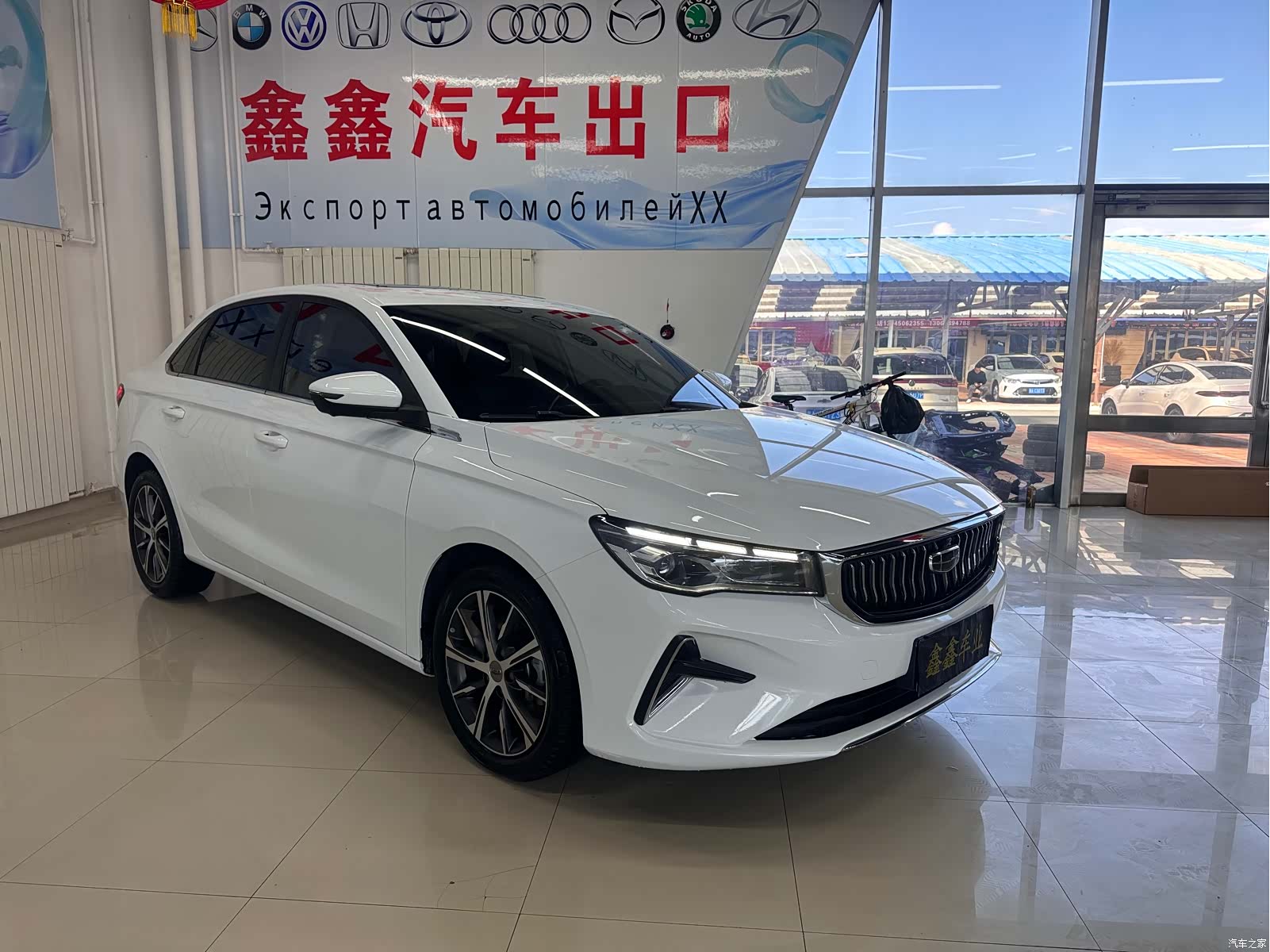 Geely Emgrand, 2022 3
