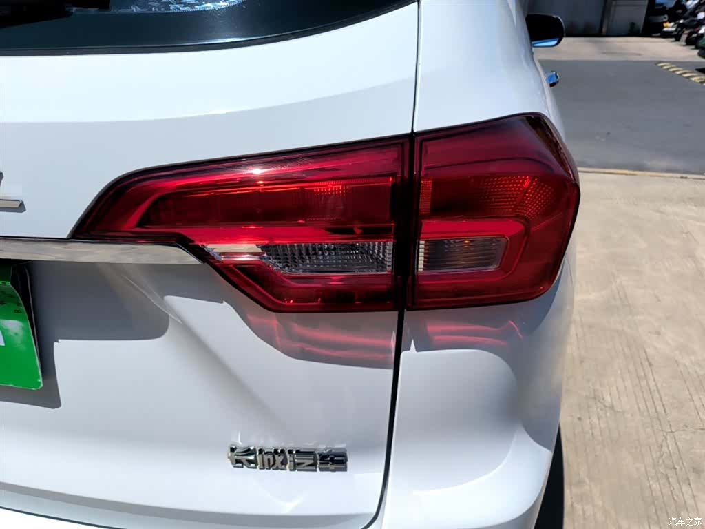 Haval M6, 2017 8
