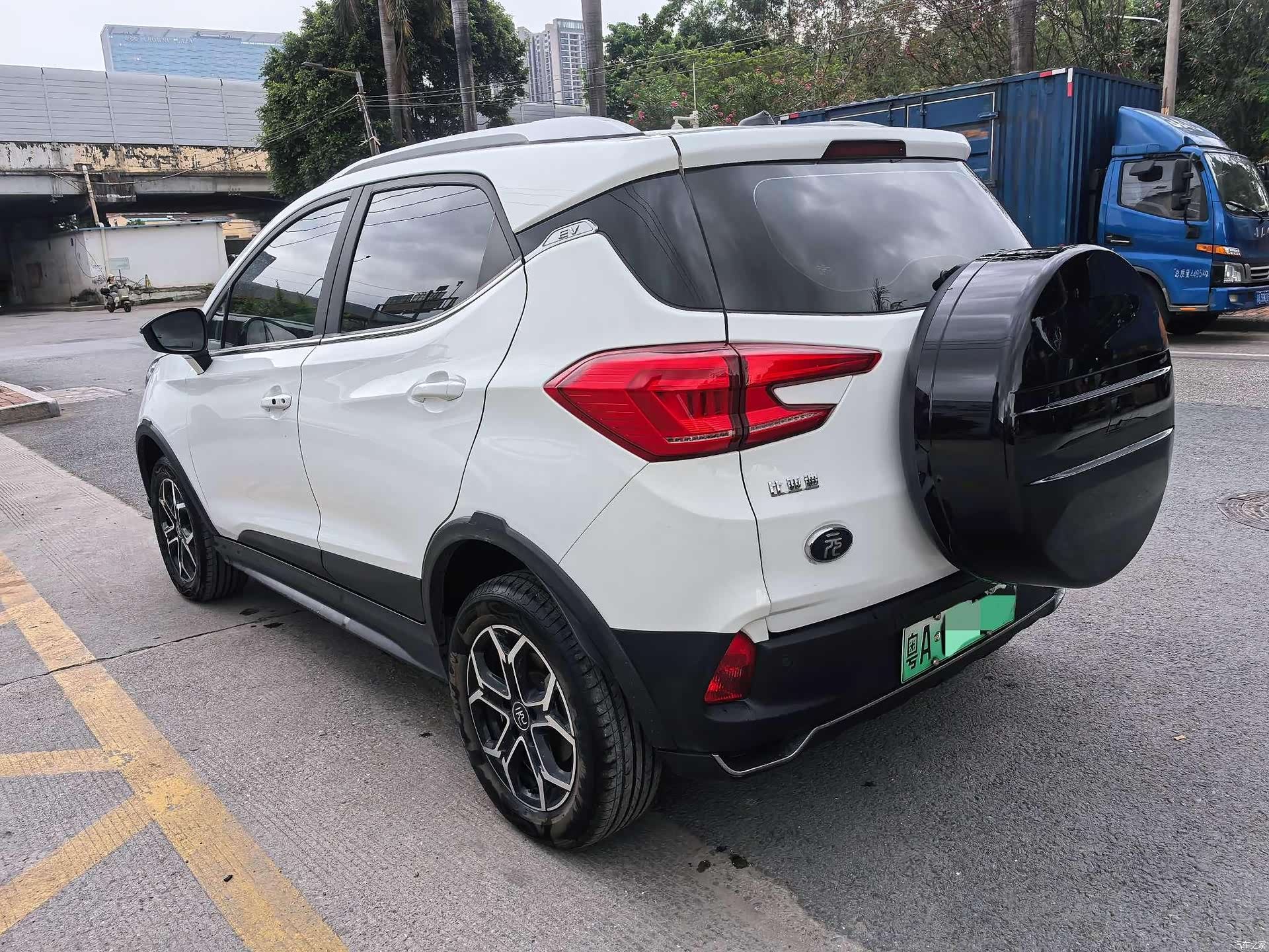 BYD Yuan, 2022 все фото