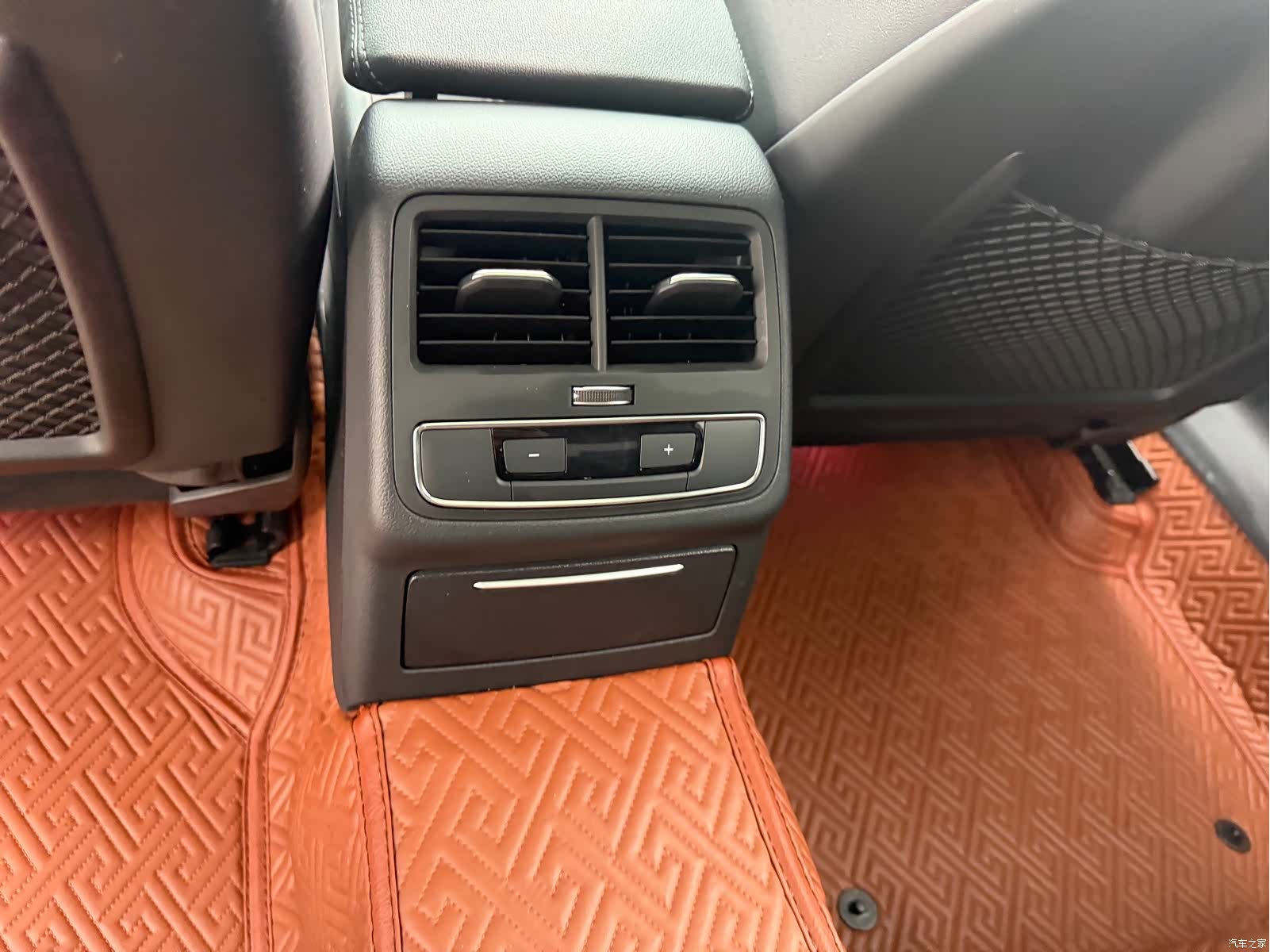 Audi A4L, 2020 31