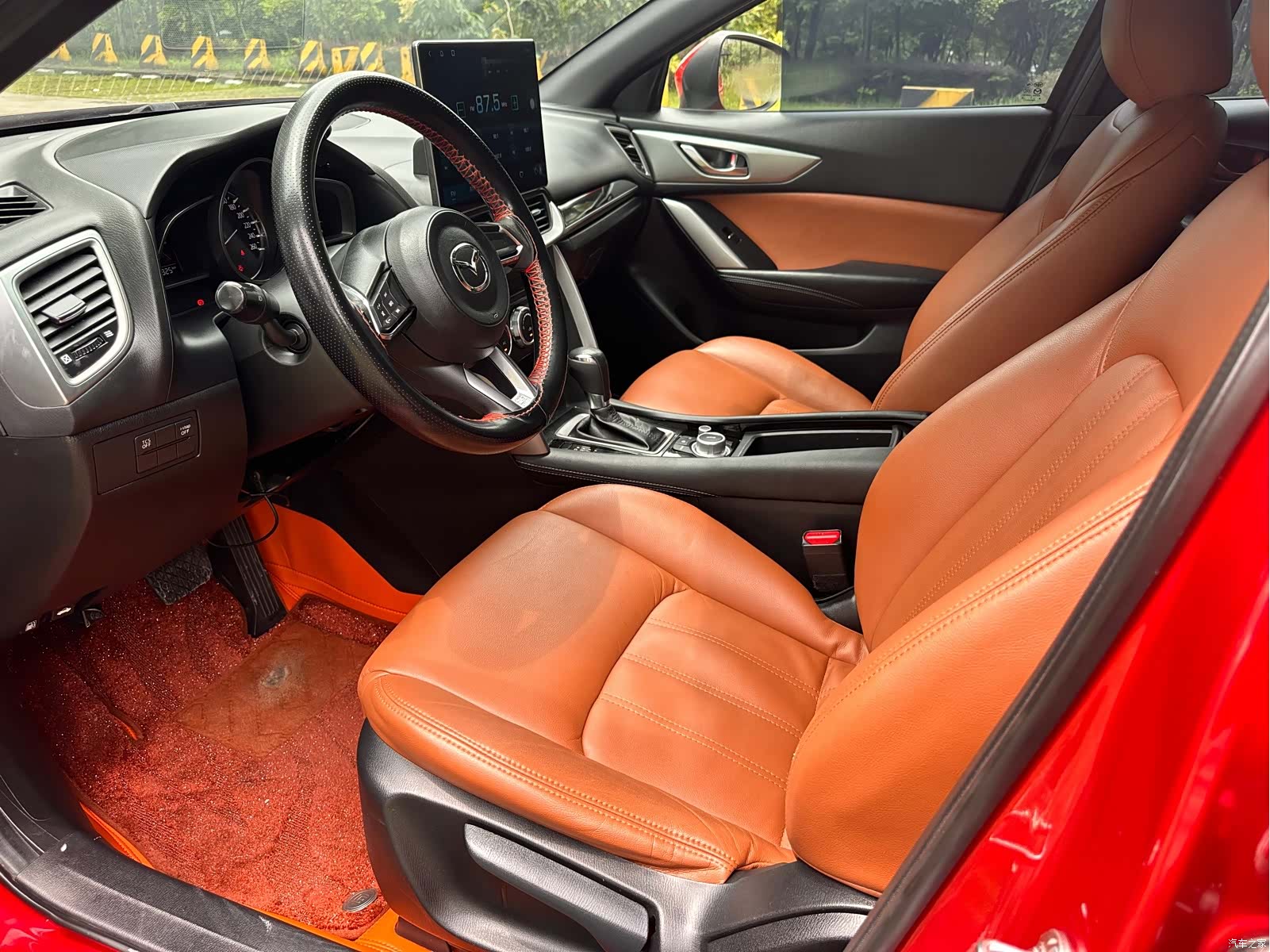 Mazda CX-4, 2019 11