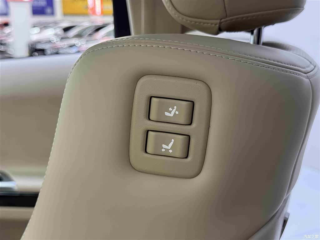 Toyota Alphard, 2011 10