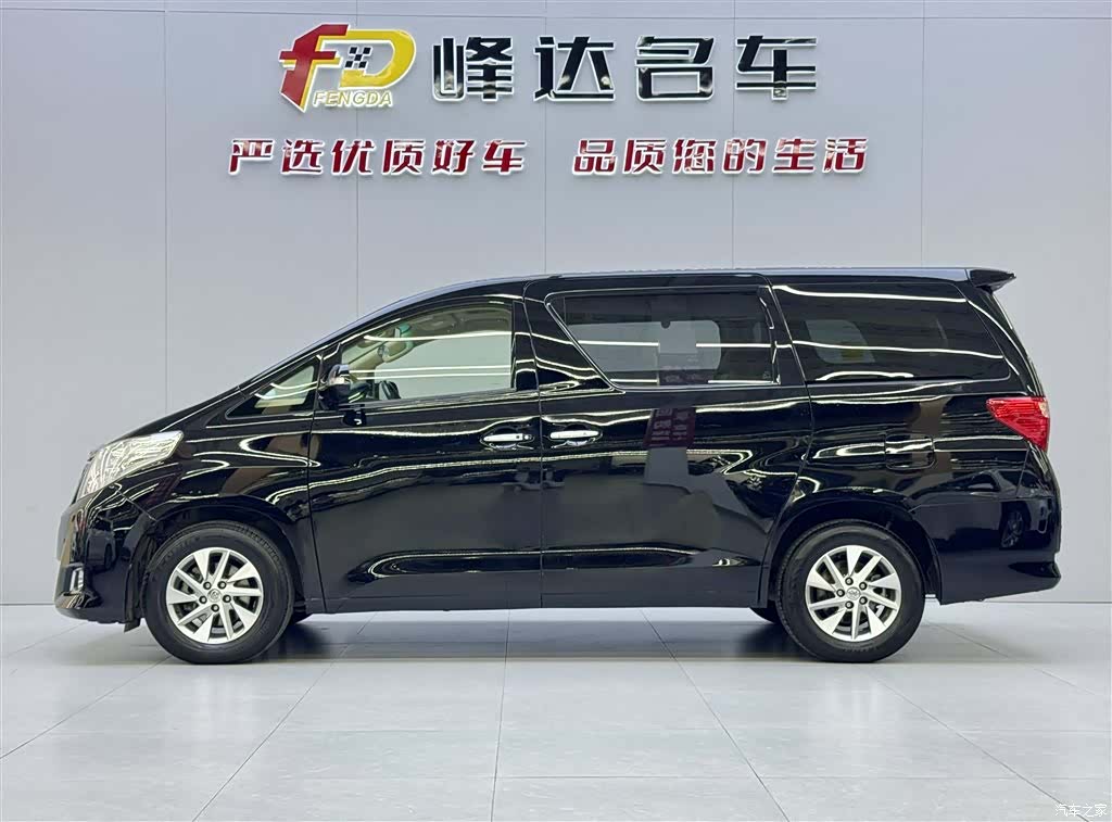 Toyota Alphard, 2011 4