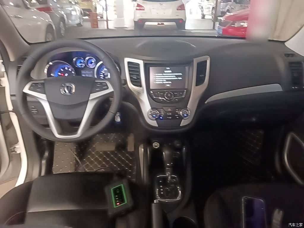 Changan CS35, 2016 10