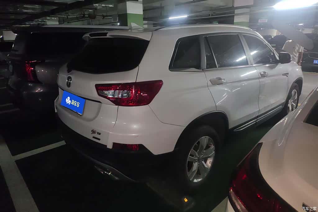 Changan CS75, 2016 3