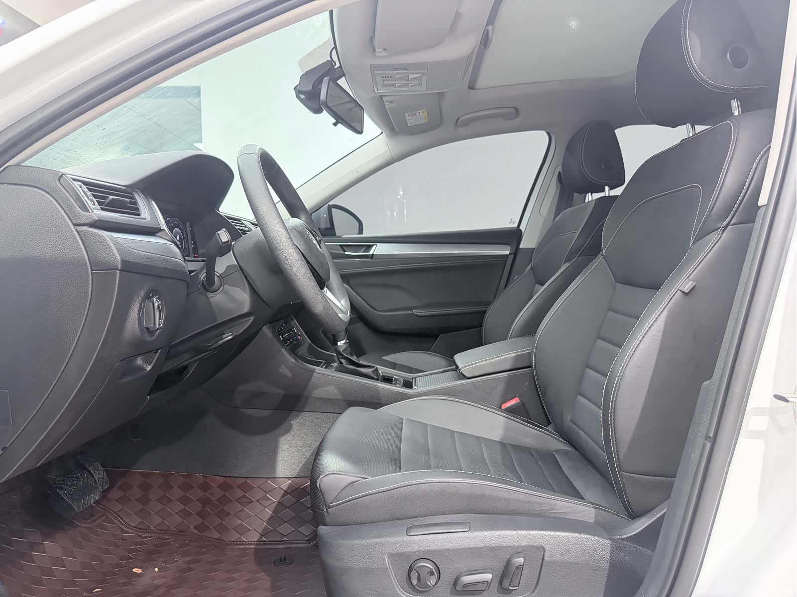 Skoda Superb, 2024 7