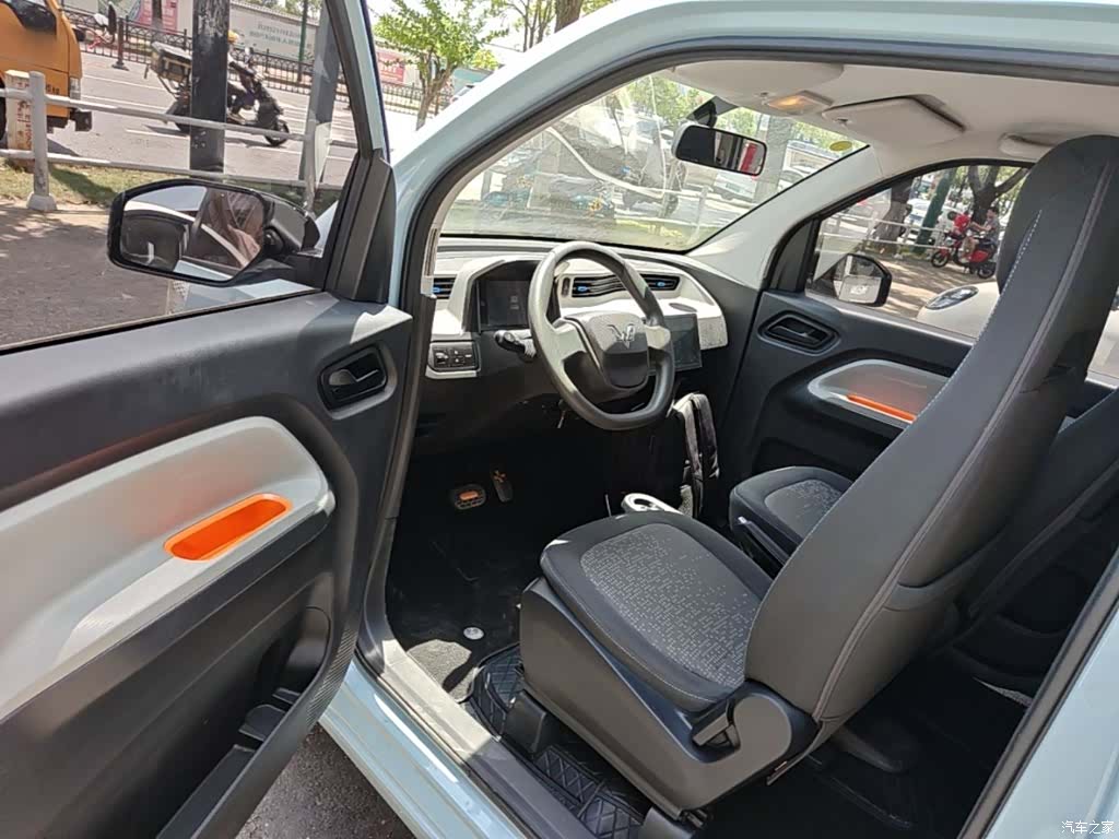 Wuling MINIEV, 2020 16