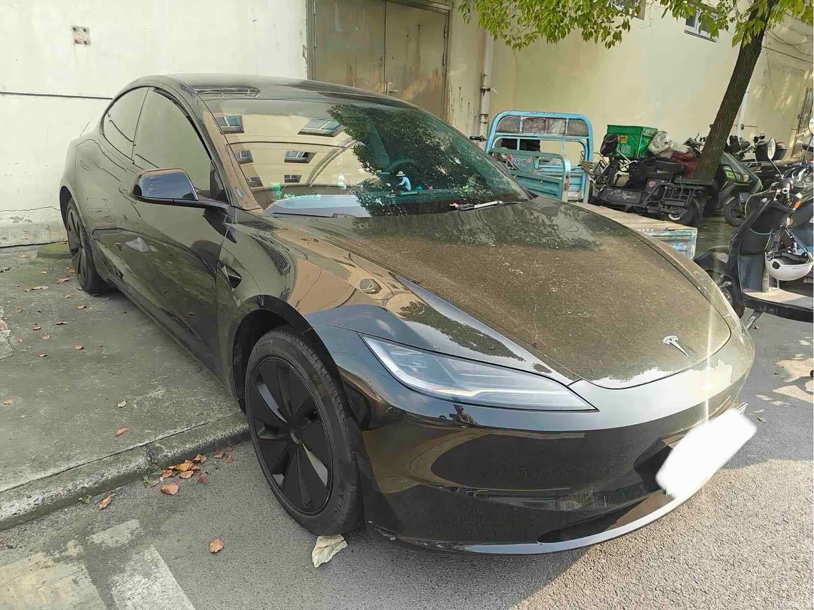 Tesla Model 3, 2023 3
