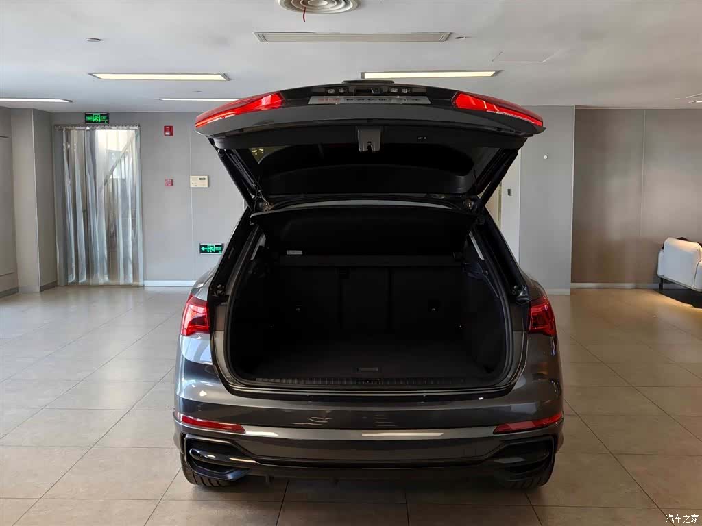 Audi Q3, 2021 6