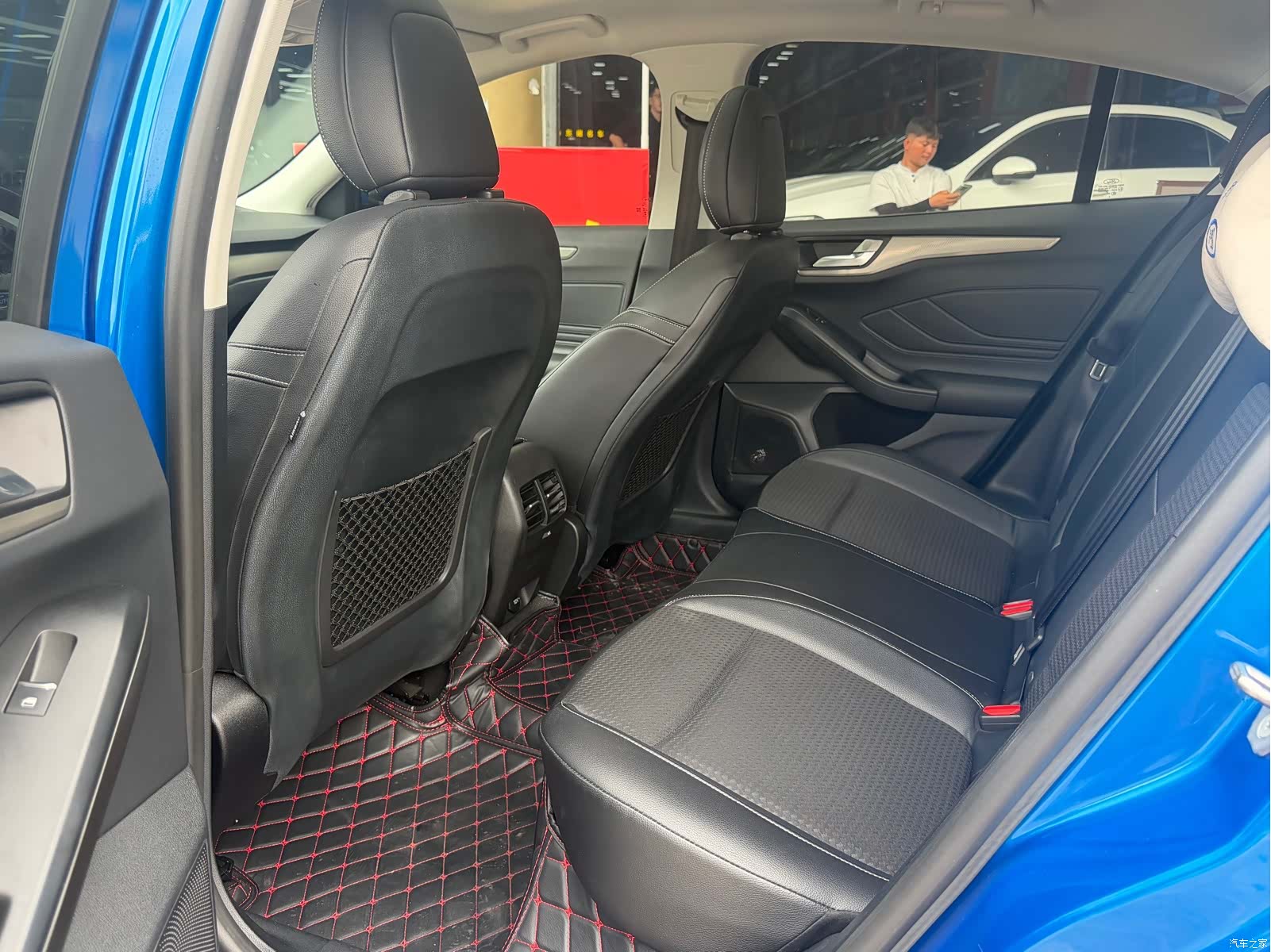 Ford Focus, 2019 все фото