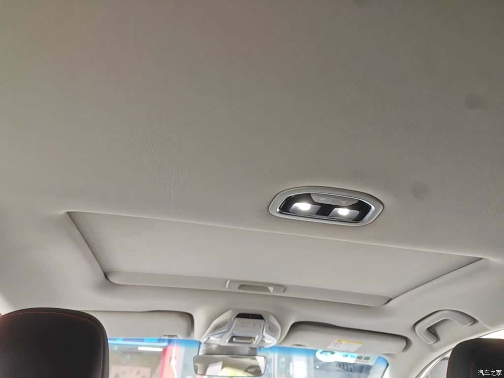 Geely Binray, 2020 18