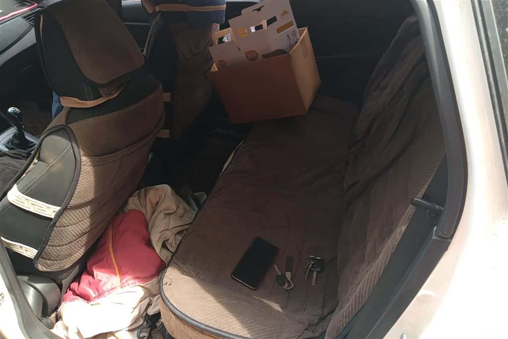 Wuling 310W, 2018 11