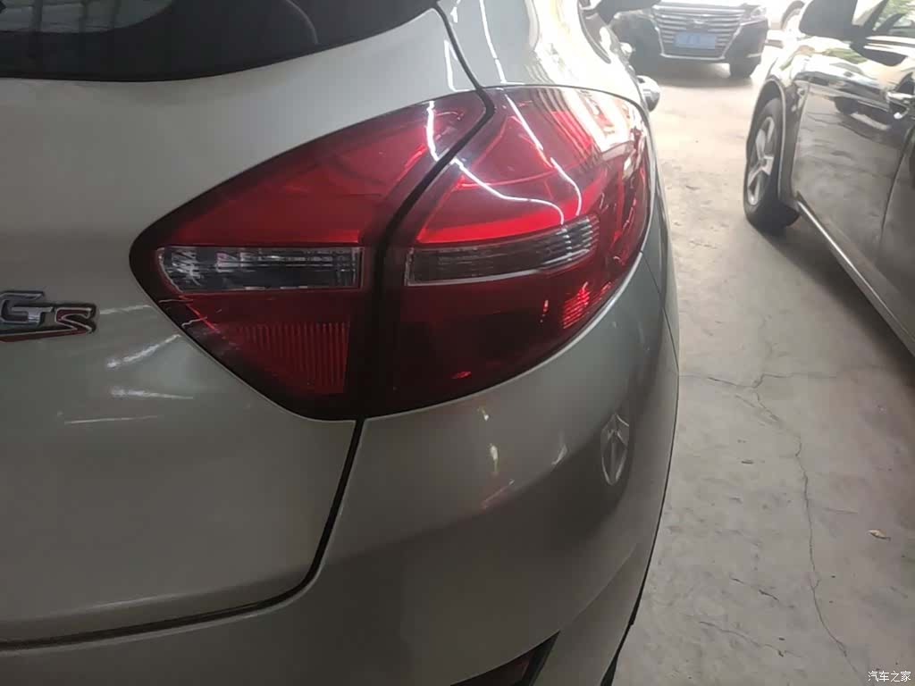 Geely Emgrand, 2018 8