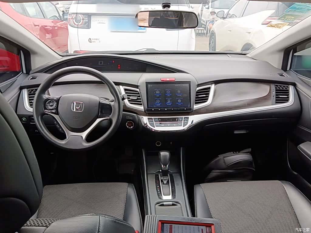 Honda Jade, 2016 10