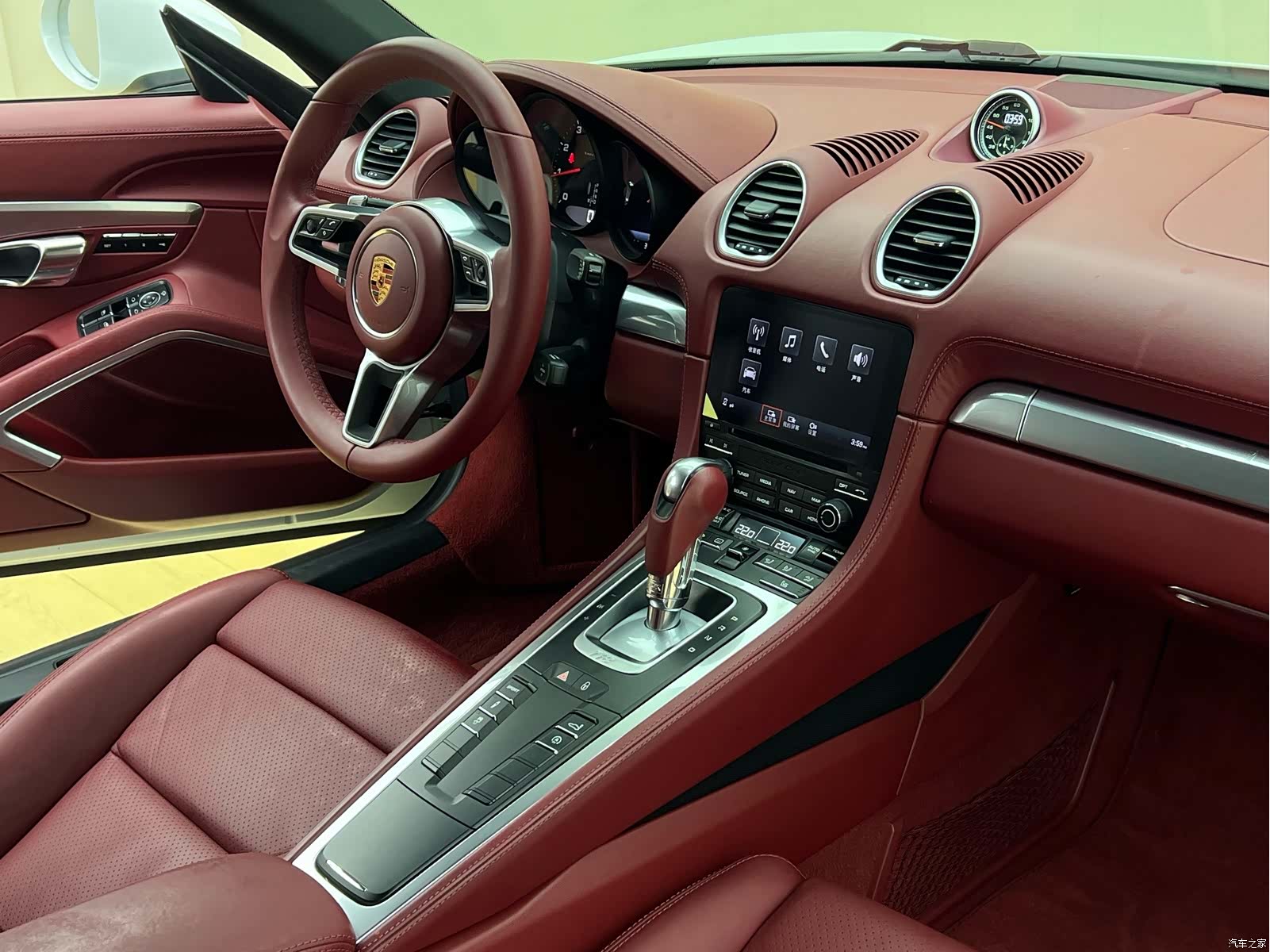 Porsche Cayman, 2017 18
