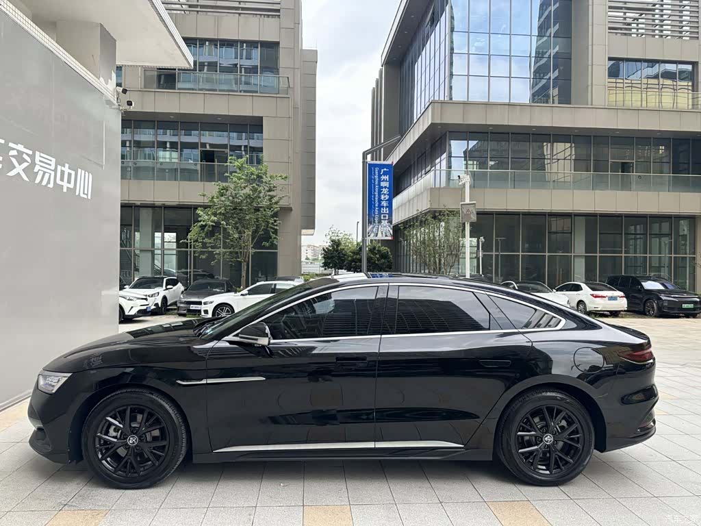 BYD Han, 2024 3