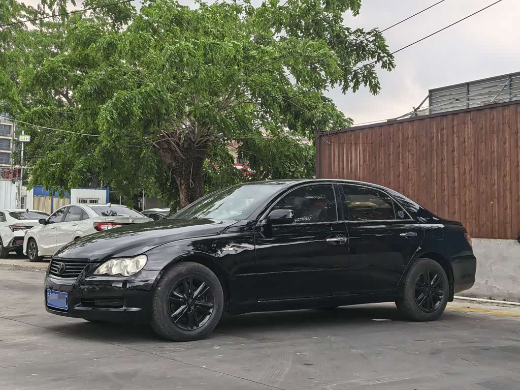 Toyota Reiz