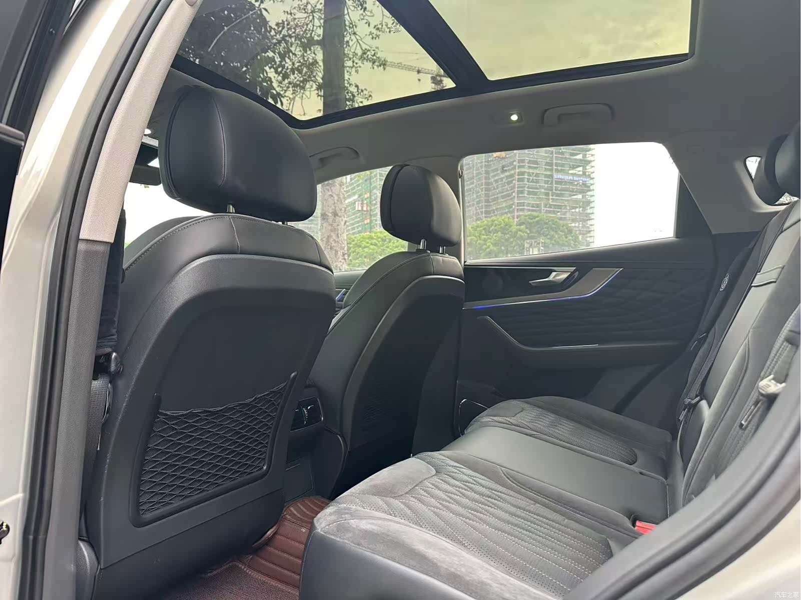 Hongqi HS5, 2022 6