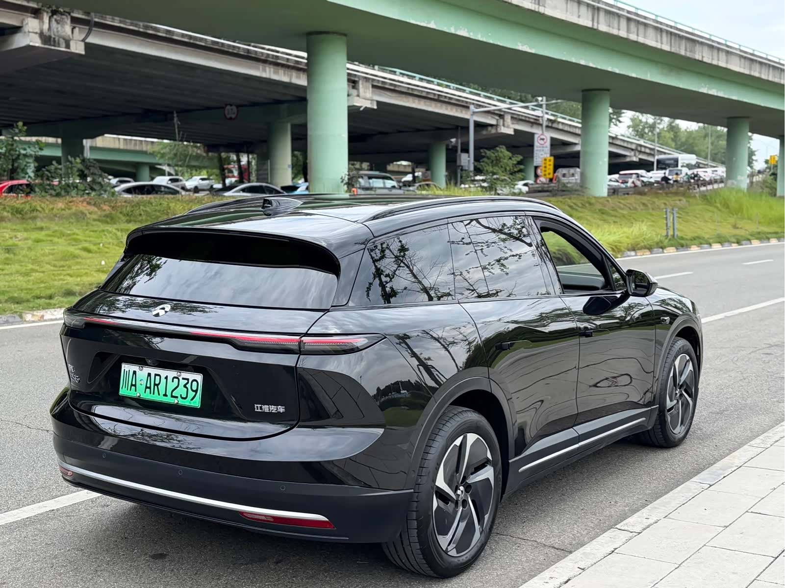 NIO ES6, 2023 10