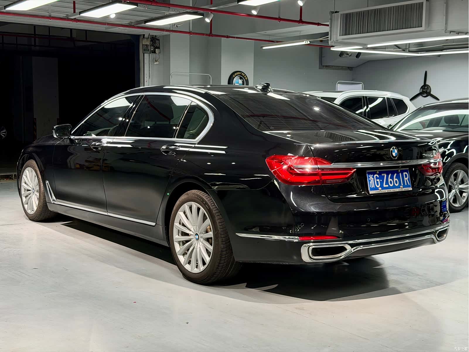 BMW 7 Series, 2016 все фото