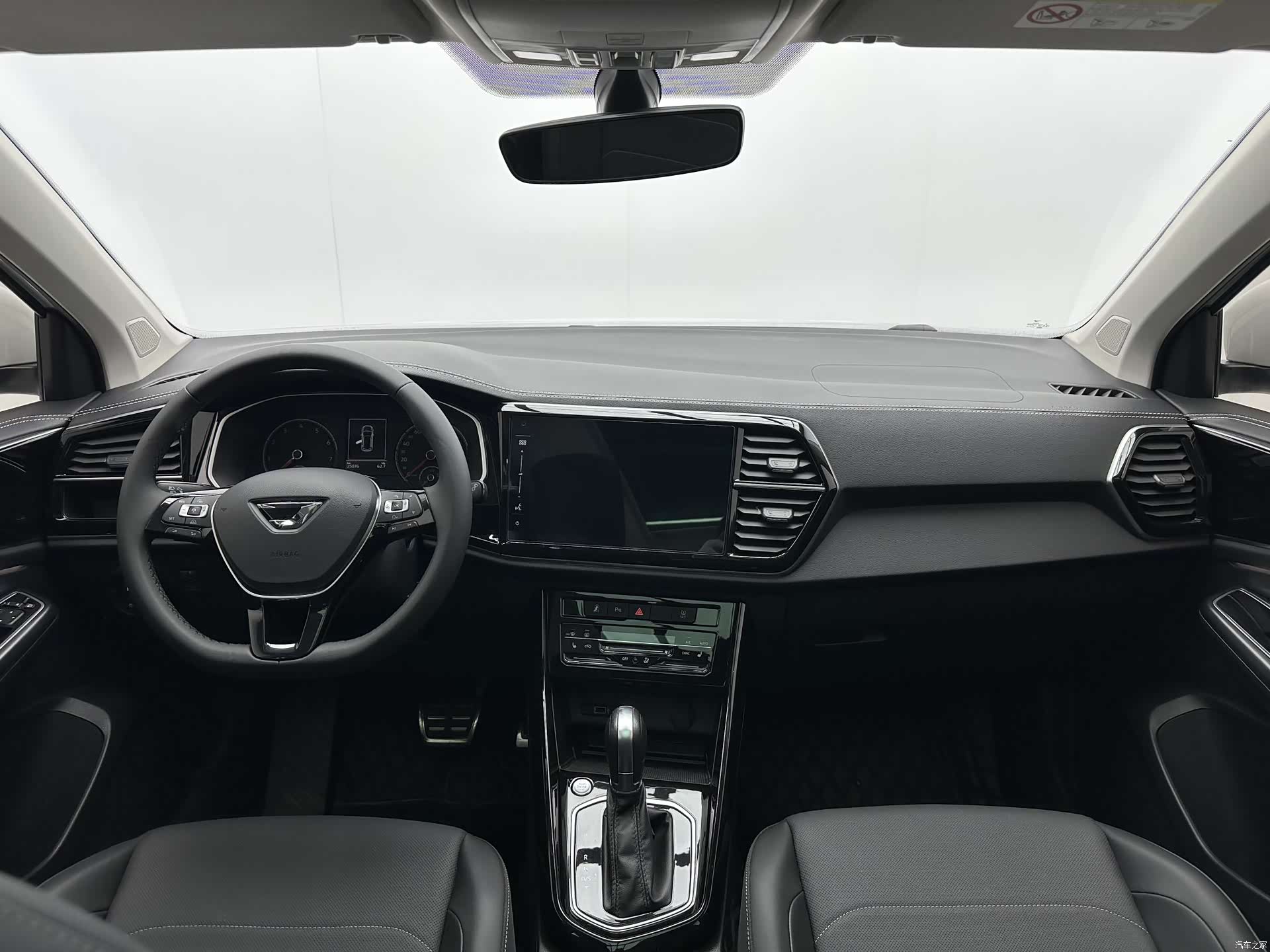 Volkswagen Panda, 2022 7